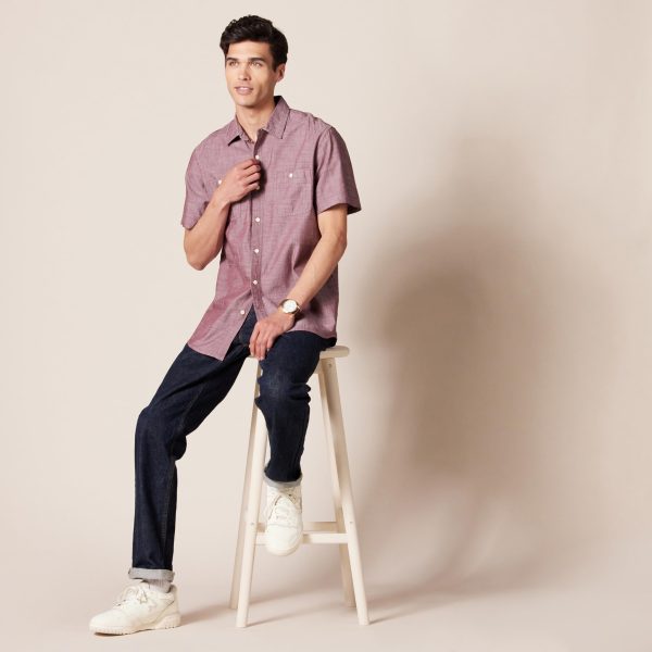 Men's Regular-Fit, Short-Sleeve Button-Down Chambray Shirt