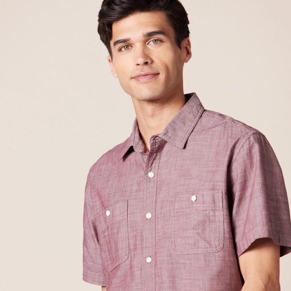 Men's Regular-Fit, Short-Sleeve Button-Down Chambray Shirt