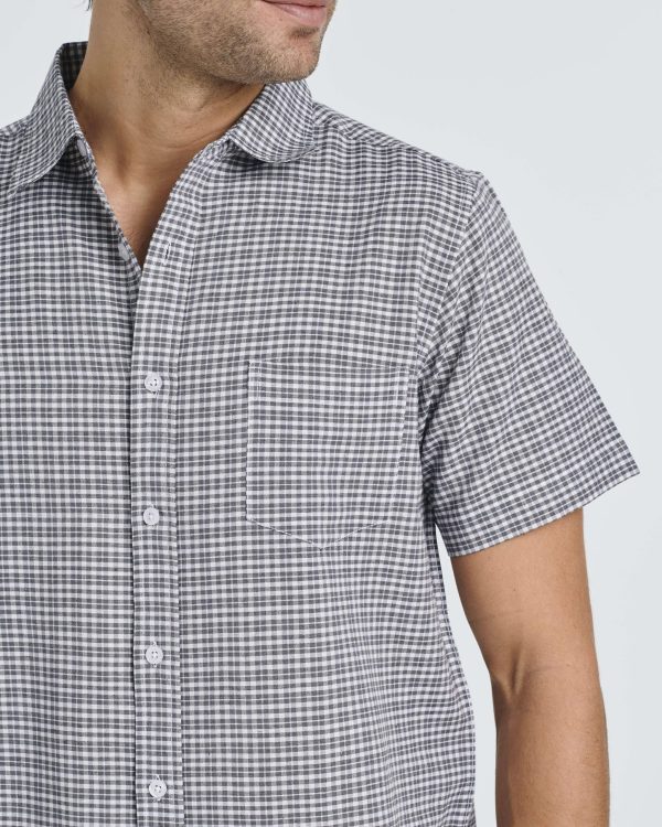 3 Pack: Men's Regular-Fit Short Sleeve Woven Button Down Shirt with Pocket (Available in Big & Tall)